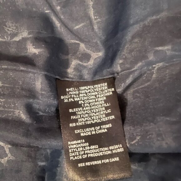 Sam Edelman Down Filled Parka Winter Puffer Jacket Long Navy Coat Faux Fur Hood - Picture 4 of 9